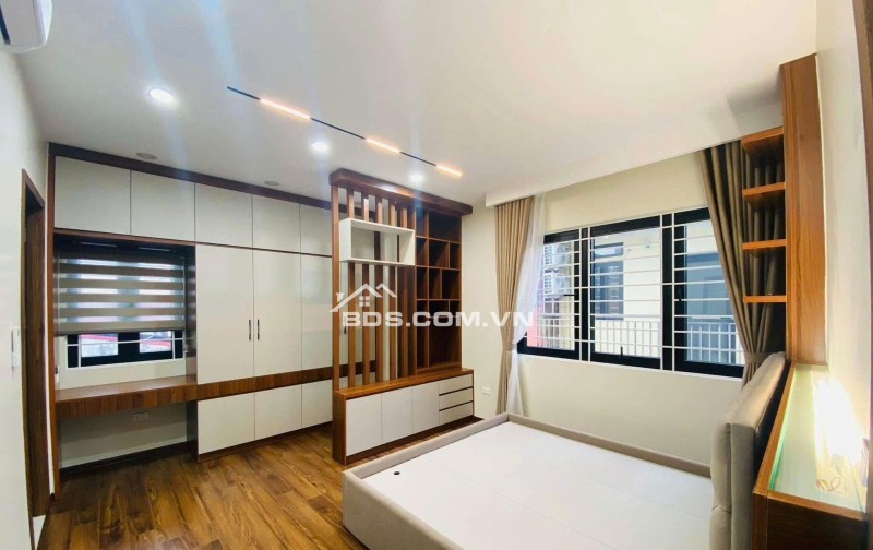 CẦN BÁN GẤP !!! MẶT PHỐ CỰ LỘC - 40m x 6 TẦNG THANG MÁY - LÔ GÓC GIÁ HƠN 13 TỶ